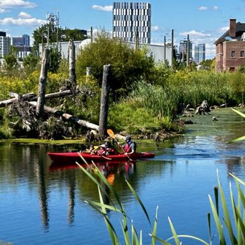Biidaasige Park - Parks Near Me - Toronto, Ontario