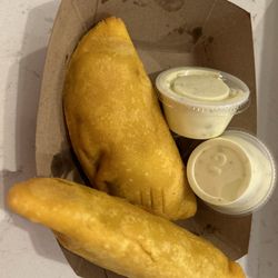 Sabrosa & Punto - Empanadas