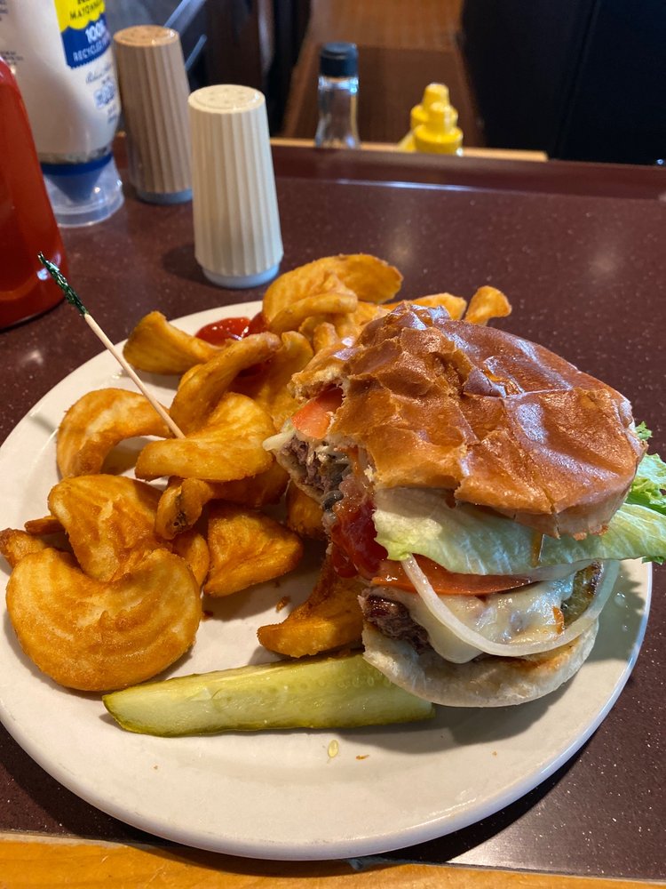 Photos of HOPPIE’S LANDING Updated August 2024 17 Photos & 27