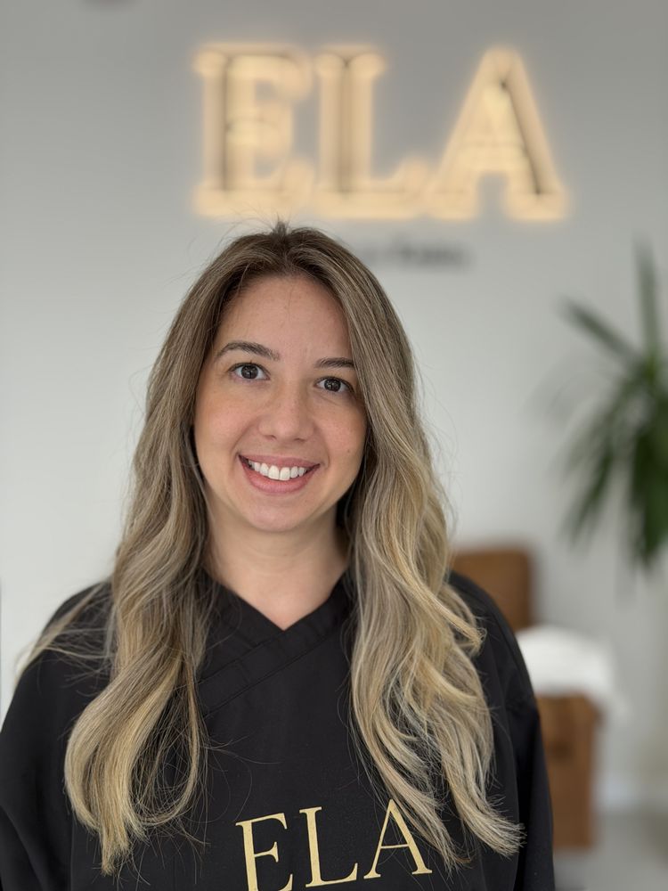 Ela Hair Salon Logo