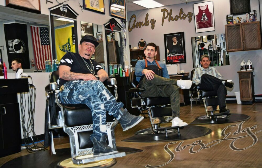 STRAIGHT EDGE BARBERS Updated September 2024 13 Photos 2431 Main
