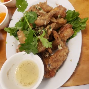 Phnom Penh - Chicken wings- this dish is quite inconsistent here. Tonight it wasn't as good. - Cambodian Near Me - Vancouver, British Columbia Phnom Penh - Chicken wings- this dish is quite inconsistent here. Tonight it wasn't as good. - Cambodian Near Me - Vancouver, British Columbia