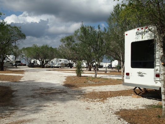 REBA’S ROCK-N-ROSE RV PARK - Updated January 2026 - 11 Photos - 2293 S ...