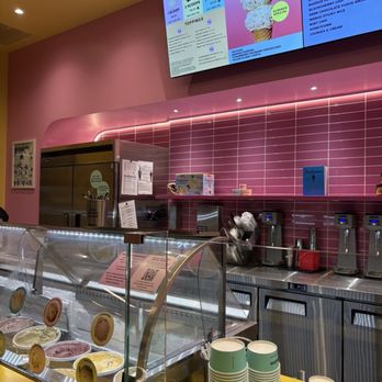 Van Leeuwen - Ice Cream & Frozen Yogurt Near Me - Atlanta, Georgia Van Leeuwen - Ice Cream & Frozen Yogurt Near Me - Atlanta, Georgia