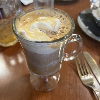 Linn's Restaurant - Affogatto - American Near Me - Cambria, California Linn's Restaurant - Affogatto - American Near Me - Cambria, California