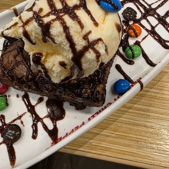 Red Hot - Brownie with ice cream - Chinese Near Me - Allen, Texas