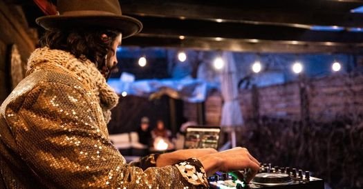 Goosetown Station by null