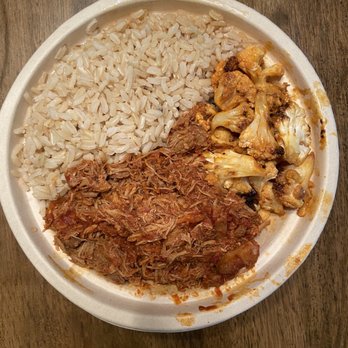 Vale Food Co - Spicy chicken, cilantro rice, and Buffalo cauliflower - Salad Near Me - Tallahassee, Florida Vale Food Co - Spicy chicken, cilantro rice, and Buffalo cauliflower - Salad Near Me - Tallahassee, Florida