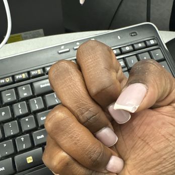 Sun Nails and Spa - Today - 6/1 ... polish is chipping. - Nail Salons Near Me - Lawrenceville, Georgia