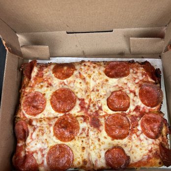 Little Caesars - Pizza Near Me - Honolulu, Hawaii Little Caesars - Pizza Near Me - Honolulu, Hawaii