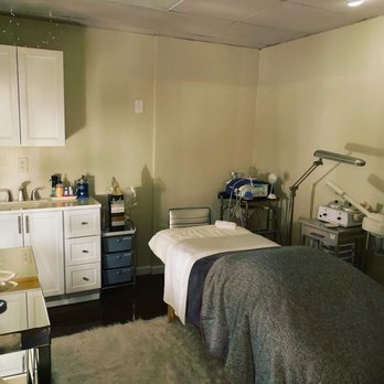 Lucy’s Spa and Boutique - Lucy's room is so relaxing and she's got plenty of room to work - Skin Care Near Me - Folsom, California Lucy’s Spa and Boutique - Lucy's room is so relaxing and she's got plenty of room to work - Skin Care Near Me - Folsom, California
