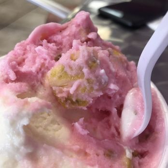 La Michoacana - Real, fresh, natural ice cream.. big chuck of guyaba .. delicious! - Ice Cream & Frozen Yogurt Near Me - Covina, California