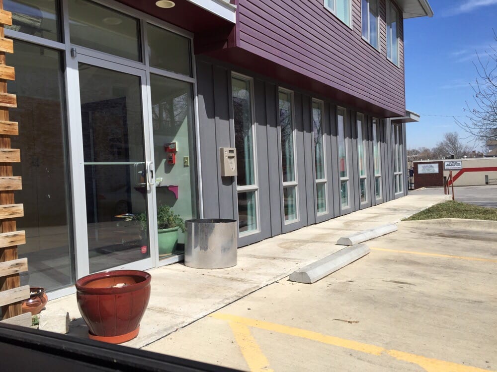 DAVID STERNBERG, MD BCAAP 1001 W 39th St, Kansas City, Missouri