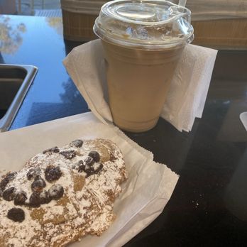 Nunu’s Cafe - Chocolate croissant and iced coffee - Cafes Near Me - Oakland, California
