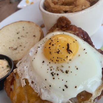 Shady Grove - Korean Fried Chicken sandwich - American Near Me - Pittsburgh, Pennsylvania Shady Grove - Korean Fried Chicken sandwich - American Near Me - Pittsburgh, Pennsylvania