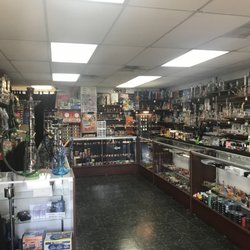 Heads Up Smoke Shop