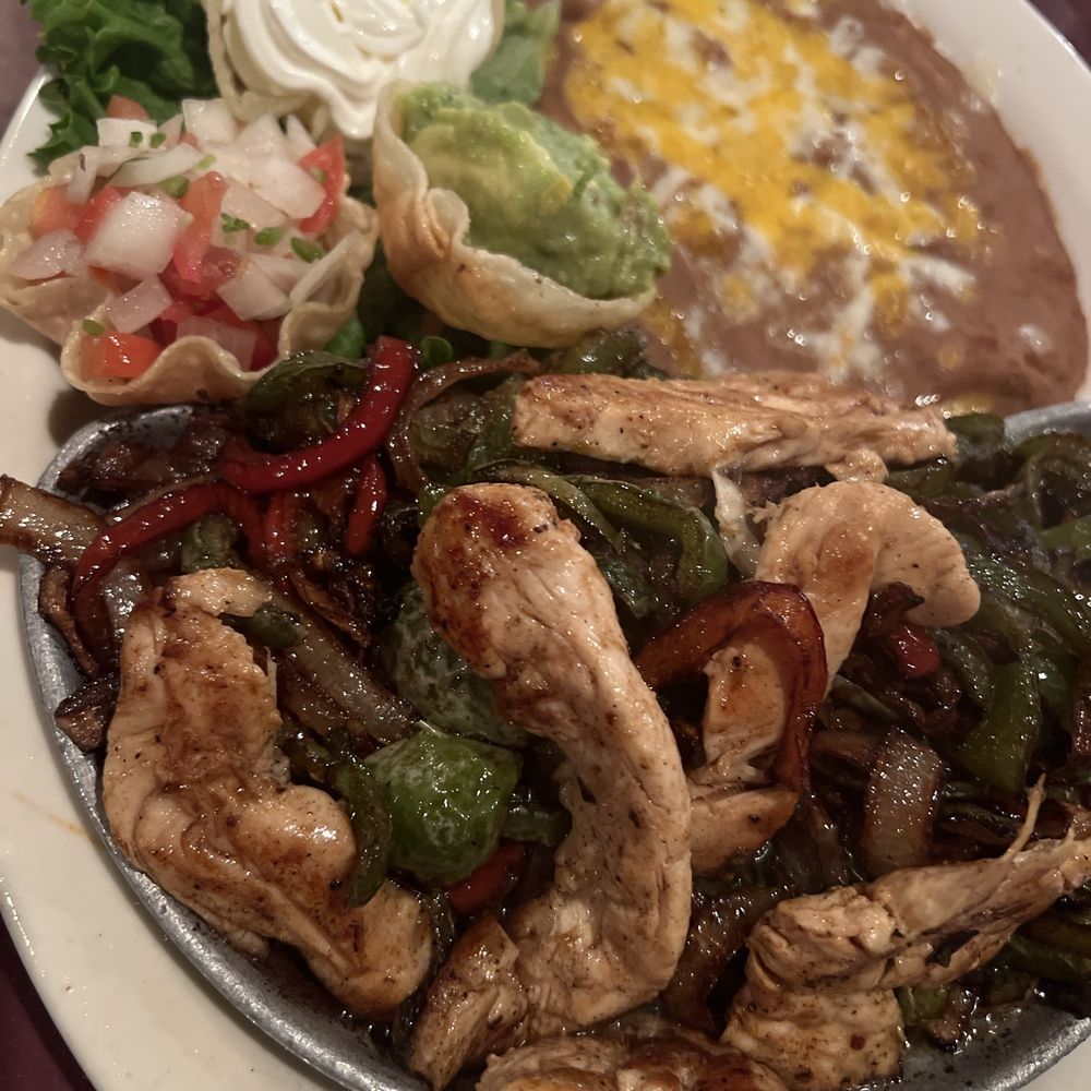Rodrigo's Mexican Grill - Chicken fajitas lunch sized - Mexican Near Me - Riverside, California Rodrigo's Mexican Grill - Chicken fajitas lunch sized - Mexican Near Me - Riverside, California