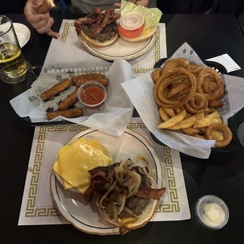 Krug's Tavern - Burgers, Mozzarella Sticks , and Fries & Onion Rings - Dive Bars Near Me - Newark, New Jersey