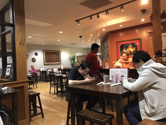 Thai Diner by null