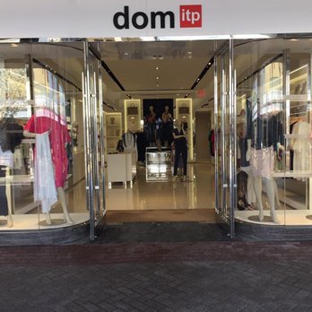 Dom itp - Main entrance across from the Apple store - Women's Clothing Near Me - Skokie, Illinois