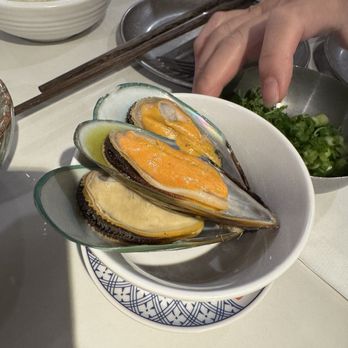 Four Seasons Tea House Hot Pot - Mussels - Hot Pot Near Me - Mountain View, California Four Seasons Tea House Hot Pot - Mussels - Hot Pot Near Me - Mountain View, California