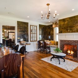 Stage House Inn