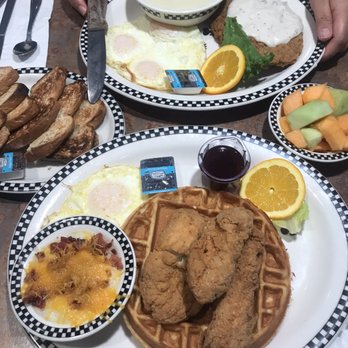 Black Bear Diner - Chicken & Waffles and Country Fried Steak - Diners Near Me - Colma, California Black Bear Diner - Chicken & Waffles and Country Fried Steak - Diners Near Me - Colma, California