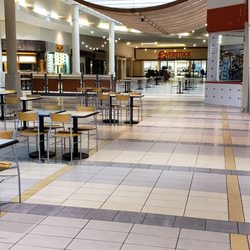 Myrtle Beach Mall - Empty food court on a Tuesday afternoon