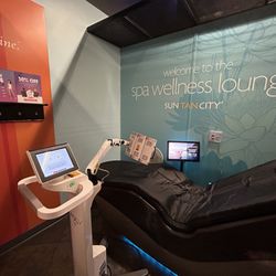 Sun Tan City - Hydro massage with red light therapy