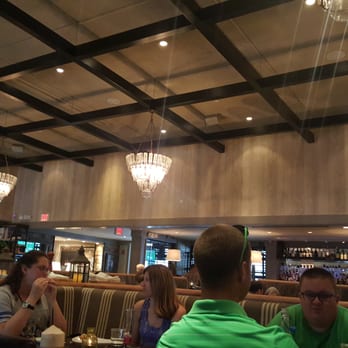 Farmer's Table - Interior - Desserts Near Me - Boca Raton, Florida