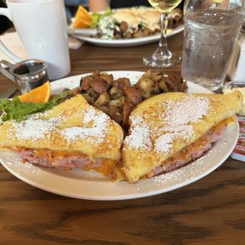 PJ & CO RESTAURANT & SALOON - Updated July 2025 - 807 Photos & 715 ...