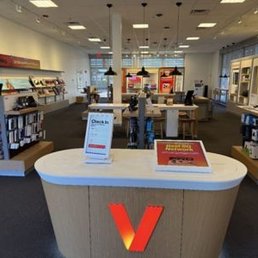 Exterior photo of Verizon - West Springfield, Massachusetts Exterior photo of Verizon - West Springfield, Massachusetts