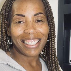 Jenuine Aesthetics - Brow wax and tint