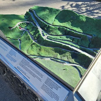 Spiral Tunnels - Info - Landmarks & Historical Buildings Near Me - Field, British Columbia