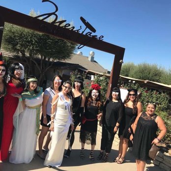 Rockin' Wine Tours - Wine Tours Near Me - Temecula, California Rockin' Wine Tours - Wine Tours Near Me - Temecula, California