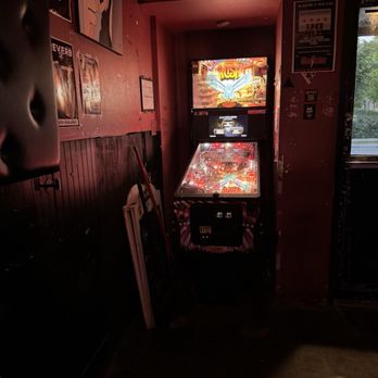 Live Wire Lounge - Lounges Near Me - Chicago, Illinois
