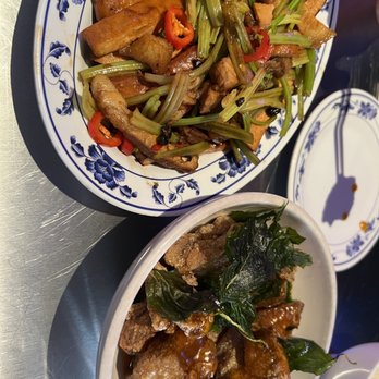 886 - Hakka Stir-Fry and friend chicken - Taiwanese Near Me - New York, New York 886 - Hakka Stir-Fry and friend chicken - Taiwanese Near Me - New York, New York