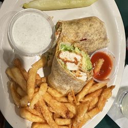 The Coachman Restaurant And Lounge - Spicy Chicken Wrap