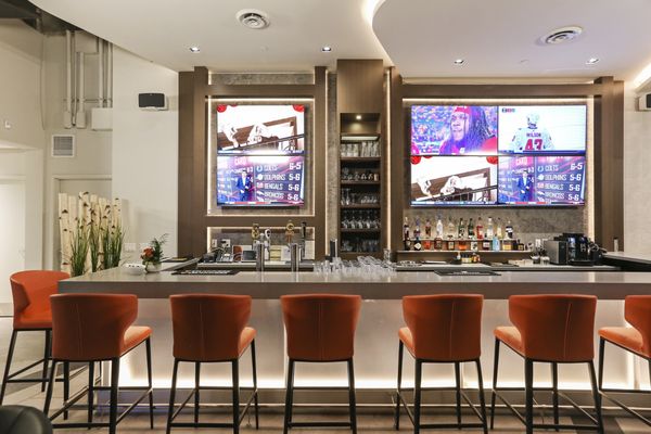 Swing Golf Lounge by null