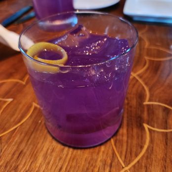 Eleven - Pears Well cocktail - New American Near Me - Pittsburgh, Pennsylvania Eleven - Pears Well cocktail - New American Near Me - Pittsburgh, Pennsylvania