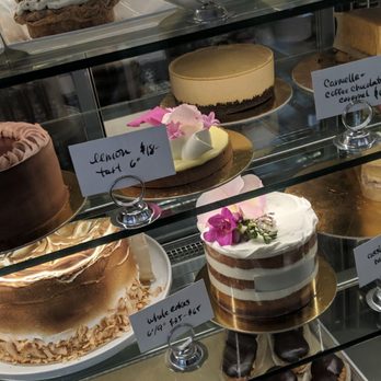 Black Walnut Bakery - Cakes and tartes - Bakeries Near Me - Minneapolis, Minnesota
