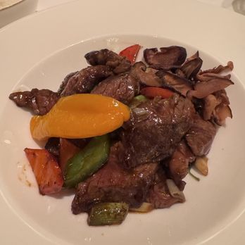 Wing Lei - American Wagyu Beef* 姜葱美国和牛 Ginger, Scallion, Mongolian Sauce. Basically Mongolian beef. Few tough pieces, not amazing. - Chinese Near Me - Las Vegas, Nevada Wing Lei - American Wagyu Beef* 姜葱美国和牛 Ginger, Scallion, Mongolian Sauce. Basically Mongolian beef. Few tough pieces, not amazing. - Chinese Near Me - Las Vegas, Nevada