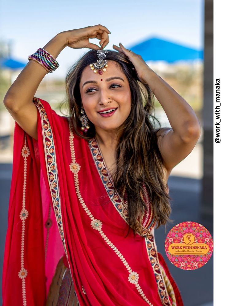 Work With Menaka Logo