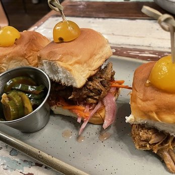 Common Restaurant - Pork Sliders - Cocktail Bars Near Me - Savannah, Georgia Common Restaurant - Pork Sliders - Cocktail Bars Near Me - Savannah, Georgia