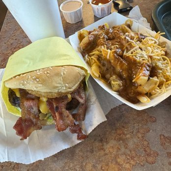 Tex's Star Grill - Burgers Near Me - Watauga, Texas