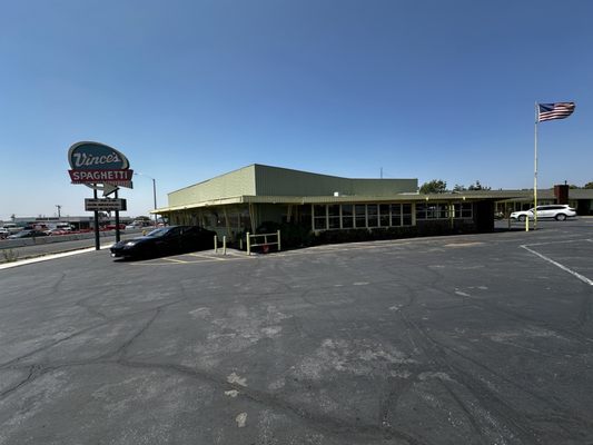 Vince's Spaghetti Ontario by null