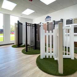 Paramount Fence - Paramount Fence Showroom in Farmington Hills