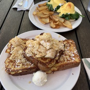 Kihei Caffe Lahaina - Macadamia banana French toast - Breakfast & Brunch Near Me - Lahaina, Hawaii Kihei Caffe Lahaina - Macadamia banana French toast - Breakfast & Brunch Near Me - Lahaina, Hawaii