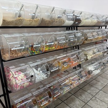 Everest Yogurt - Toppings - Ice Cream & Frozen Yogurt Near Me - Sacramento, California
