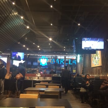 Shake Shack Flatbush - Barclays Ctr - Located right across from the Barclays Center - Burgers Near Me - Brooklyn, New York Shake Shack Flatbush - Barclays Ctr - Located right across from the Barclays Center - Burgers Near Me - Brooklyn, New York
